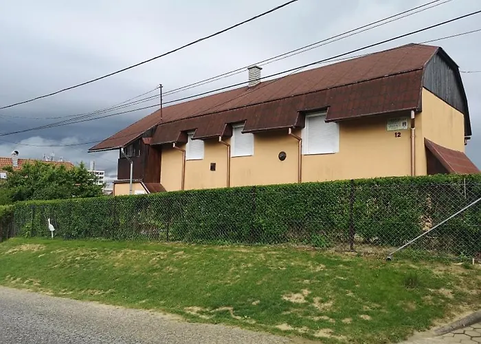 Karos Apartmanhaz Appartement *