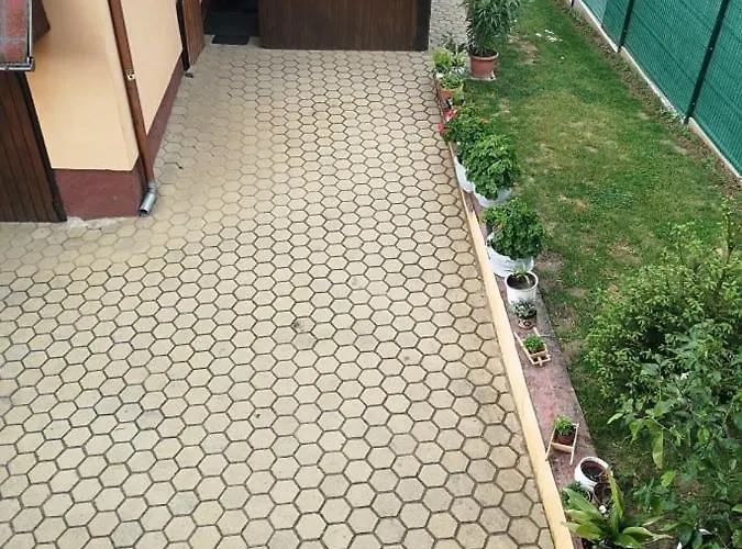 Appartement Karos Apartmanhaz *